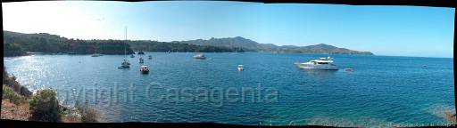 istia2.jpg - ASCII   4 images, Size: 7923 x 2229, FOV: 150.40° x 40.50°, RMS: 3.09, Lens: Standard, Projection: Cylindrical, Color: None