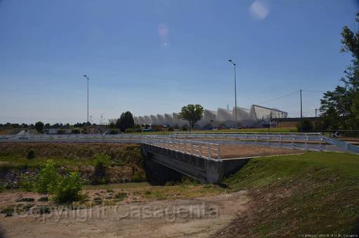 D13_8894.jpg